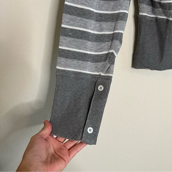 Brooks Brothers Gray and White V-Neck Cardigan 100% cotton - Picture 3 of 14